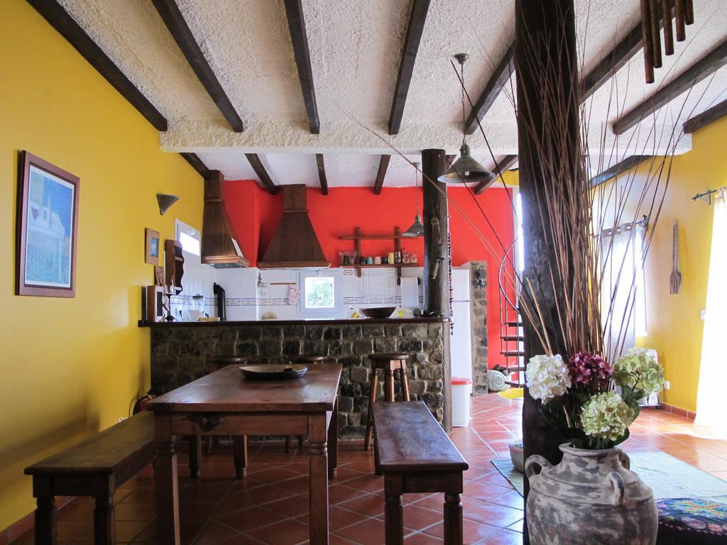 Bisbis House ξενώνας Porto Moniz Εξωτερικό φωτογραφία