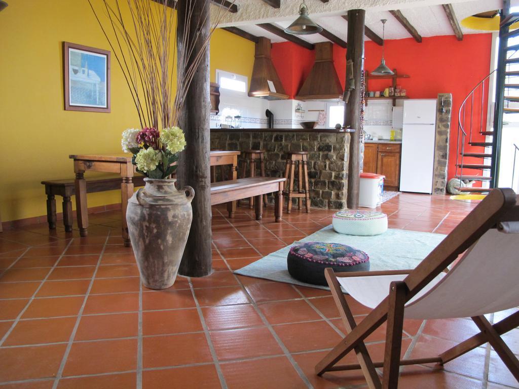 Bisbis House ξενώνας Porto Moniz Εξωτερικό φωτογραφία